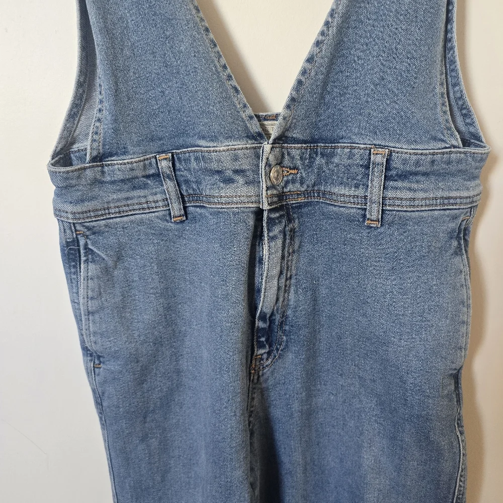 Free People A-Line Denim Overalls, Size 6 - Picture 6 of 9